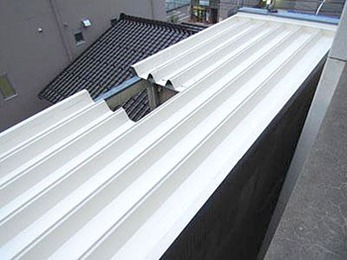 石川県金沢市野町 H様邸の屋根塗装リフォーム事例写真